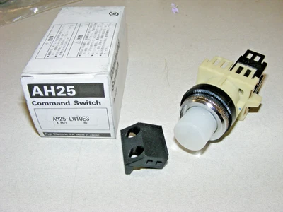 Fuji Electric Command Switch AH25 LW10E3 , AH25-L E3 (zz10) - Image 1 of 4
