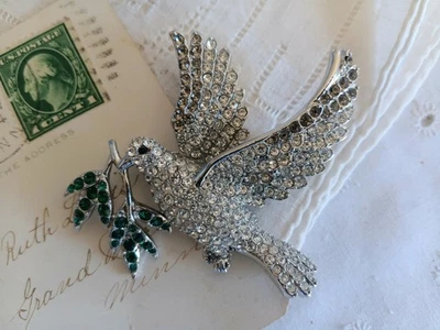 Beautiful Dove Brooch Pin 3.5CT Round Cut Cubic  & Emerald Women's 935 Silver - Image 1 of 4