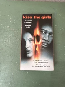 Kiss the Girls VHS Tape 1997 Morgan Freeman Ashley Judd Serial Killer Thriller - Picture 1 of 6