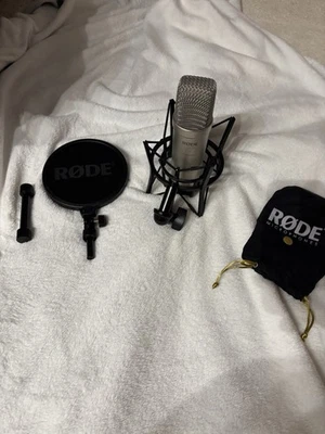 Rode NT1 5. Generation Kondensatormikrofon, Silber - Bild 1 von 4