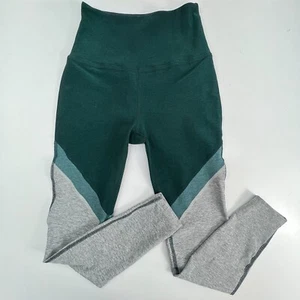 Beyond Yoga Women Tri Panel High Waisted Midi Leggings Green/ Gray  Size Small - Picture 1 of 9