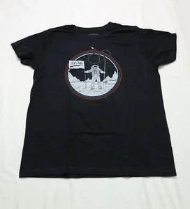 Yee Yee Apparel Youth Astronaut Fishing Graphic T-Shirt BE5 Black Size XL - Picture 1 of 3