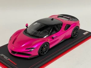 1/18 MR Collection Ferrari SF90 Stradale in Flash Pink Leather base 25 pieces - Picture 1 of 7