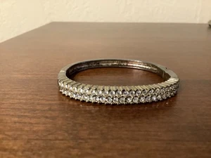 Brazalete Brazalete Bisagras Tono Plata Estrás Transparente Bling Vintage - Imagen 1 de 4