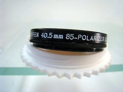 Tiffen Round Glass Self Rotating Filter 40.5mm SR 85 Polarizer 40585SRPOL - Image 1 of 4