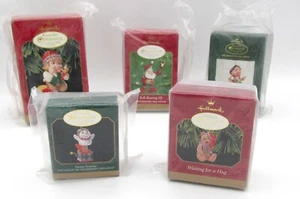Hallmark Keepsake Collectors Club Ornaments 1999-2002 - lot of 5 - NEW SEALED - Picture 1 of 7