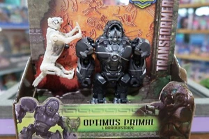 Transformers Rise of the Beasts Optimus Primal Arrowstripe Weaponizers - Picture 1 of 6