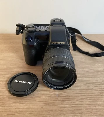 Cámara digital Olympus Camedia E-20P SLR 5MP CCD - probada y funcionando Foto 1 de 4