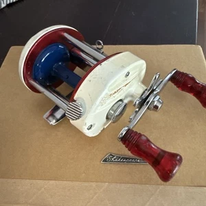 Vntg Shakespeare Model 1975 DH Bicentennial Casting Reel with one plate - Picture 1 of 5