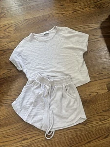 Paper Crane Outfit Small Cream Shirt And Shorts Waffle - Picture 1 of 5