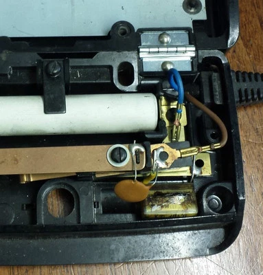 Singer Sewing Machine Foot Control Pedal Repair Kit 300/400/500/600 Series. - Image 1 of 3