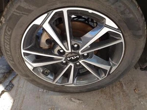 Used Wheel fits: 2022 Kia Forte 16x6-1/2 alloy Grade B - Picture 1 of 2