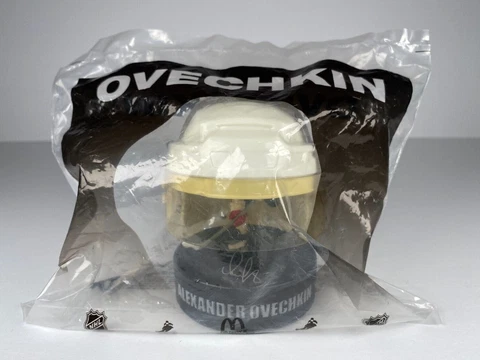 NHL Alexander Ovechkin Washington Capitals Mini Helmet Hockey Puck 2009 McDonald Cover