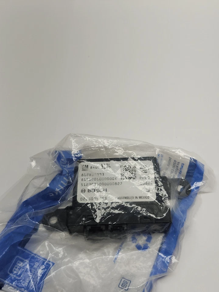 GM OE # 84078176 - Módulo de control de ayuda de estacionamiento - Nuevo, sellado de fábrica Foto 1 de 3