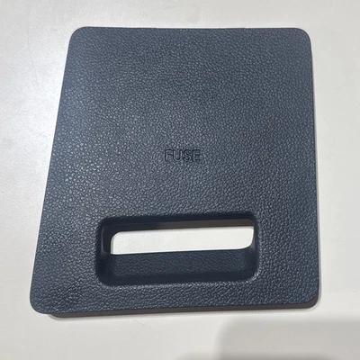 Kia Rio 2016 sedán interior negro panel de fusibles cubierta puerta Foto 1 de 3