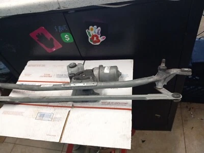 GMC Yukon XL 2007-2014 motor limpiaparabrisas delantero con transmisión de acoplamiento Foto 1 de 4