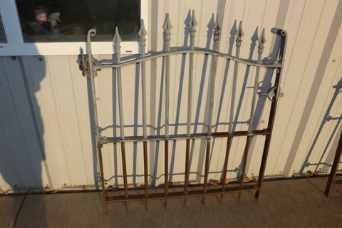 Antique Ornate Victorian 1800s Wrought Iron Fence Garden Gate Spear Point Finial Cover