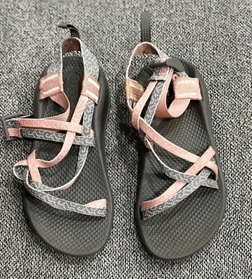 Sandalias juveniles CHACO J180266 Eco Tread Burl rosa jaspeado y gris talla 3 usadas en excelente estado Foto 1 de 4