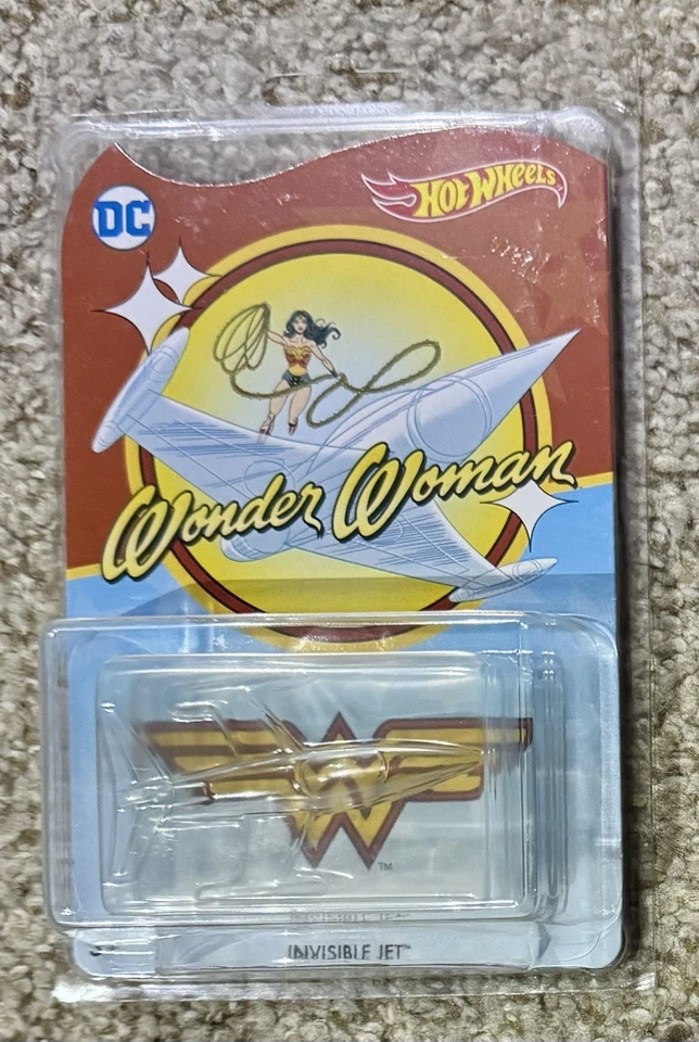 Hot Wheels DC Wonder Woman Invisible Jet 2017 Edición Coleccionista Mattel NUEVO Foto 1 de 1