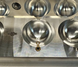Molde de peso de caída profunda de bolas de cañón de 4 lb (5 cavidades) mecanizado por CNC - Imagen 1 de 6