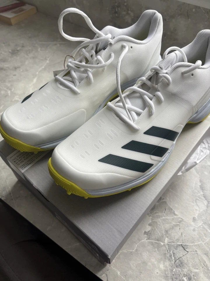 Adidas 22YDS Cricket Shoes Size UK11 Brand New with Tags In Original Box - Image 1 of 4
