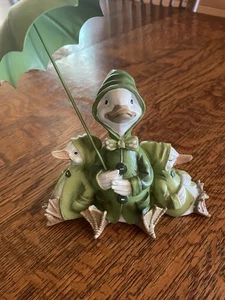FAO SCHWARZ HARZ ENTENKÜKEN HALTEN REGENSCHIRM FIGUR DEKOR - Bild 1 von 4