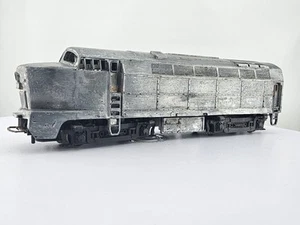 *READ Mantua Metal Products HO Scale Diecast Sharknose Diesel Locomotive 215A #1 - Picture 1 of 12