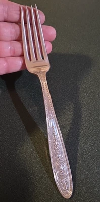 Horquilla internacional de plata esterlina Wedgwood 7 3/4" 60,74 g peso chatarra Foto 1 de 4