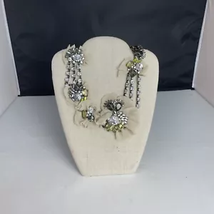 J. Collar de babera con flores de estrás crew - Imagen 1 de 8