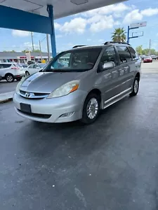 2010 Toyota Sienna XLE LIMITED WHEELCHAIR VAN - Picture 1 of 20