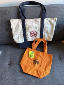 Trader Joe’s Original Tote Bag & Limited Edition Orange Lunch Tote - Bild 1 von 4