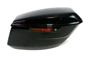 Harley-Davidson Seitenkoffer Rechts Vivid Black Road Street Glide - 9020889 - Bild 1 von 8