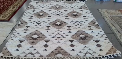 IVORY / BROWN 8'-0" x 10'-0" Back Stain Rug, Reduced Price 1172787074 MTS688A-8 - Image 1 of 4