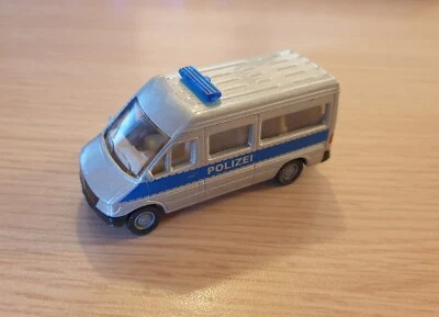 Siku Mercedes Sprinter Polizei 0804 0805 - Immagine 1 di 4