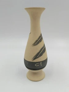 Vintage Desert Pueblo Pottery Signed Grey Feather 1986 Bud Vase - Bild 1 von 7