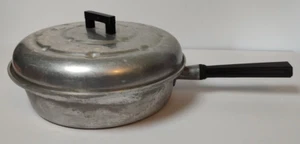 Wear Ever Made In U.S.A # 2540 Aluminum Cooking Skillet W/Vapo Dome Lid - Picture 1 of 9