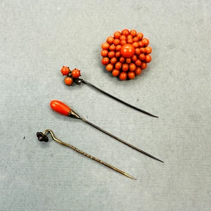 Stunning Vintage ANTIQUE ROSENAU Gold Red Coral Broach, Silver Hair Pins, Box - Picture 1 of 24