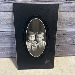 Tarjeta de gabinete - ¿Hermanos gemelos? Niños pequeños - Belleville IL - Imagen 1 de 5