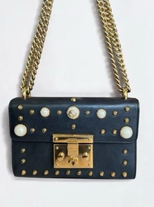 Bolso de hombro pequeño GUCCI azul medianoche piel de becerro candado perla con bolsa antipolvo y certificado de autenticidad - Imagen 1 de 16
