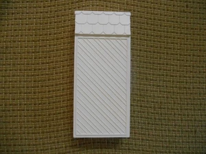 Vintage Barbie Dream House 1978 Closet With Rod Replacement Part White - Picture 1 of 18