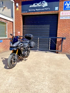 Yamaha MT-09 Tracer Full Luggage Low miles - Picture 1 of 12