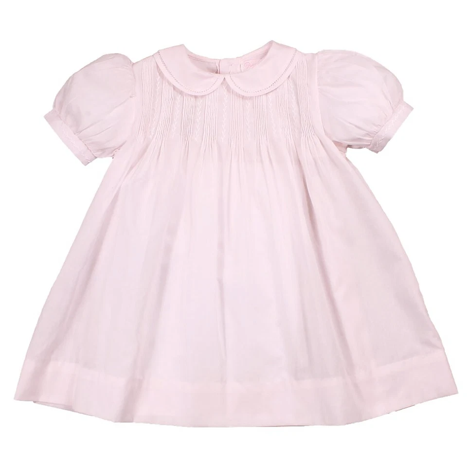 Nuevo con etiquetas Vestido Petit Ami Pintuck Rosa 3 Piezas 3 Meses Bebé Niñas Gorro 3M Bloomers Foto 1 de 3