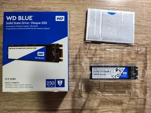 Western Digital Blue 3D NAND 250GB Internal SSD WDS250G2B0B NVME M.2 2280 - Picture 1 of 1