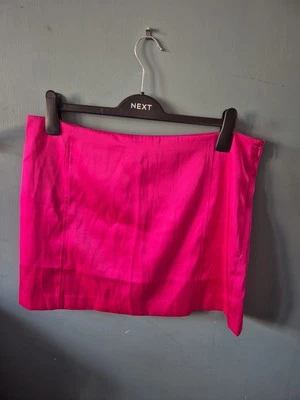 BNWT H&M Size 18 Pink Satin Short Skirt (625/203/v) - Image 1 of 3