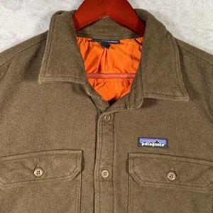 Patagonia Jacket Mens L Green Insulated Fjord Flannel Shirt Jacket Lined Shacket - Picture 1 of 9