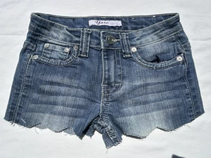 Yaso Jeans Girls /Youth Size 8 Bermuda Shorts Medium Wash cutoff's - Picture 1 of 15