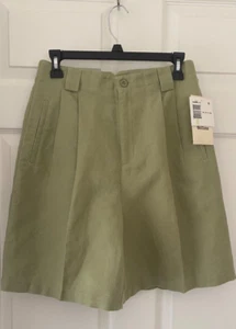 NEW - Liz Claiborne Liz Sport Linen Cotton Blend Shorts Size 10 Light Green - Picture 1 of 4