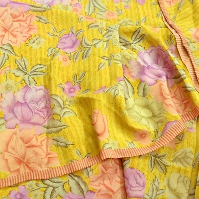 Saris Vintage Amarillo Puro Crepé Seda Estampado Tela Sari 5yd Costura Floral Suave Foto 1 de 4