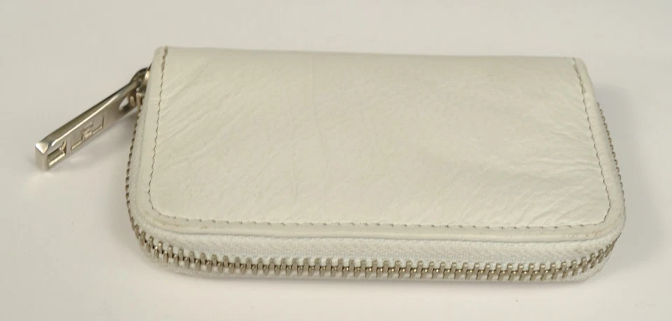 Cartera monedero Marc by Marc Jacobs pequeña y mate rectangular de cuero con cremallera Foto 1 de 1