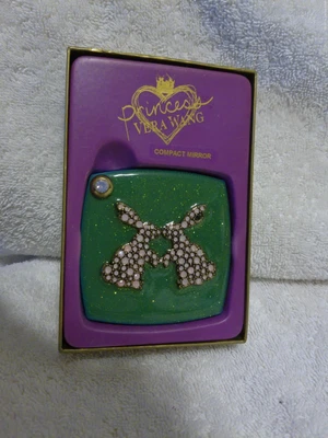 Princess Vera Wang Green & Blue Bunnie Rabbits Compact New See Description - Image 1 of 4
